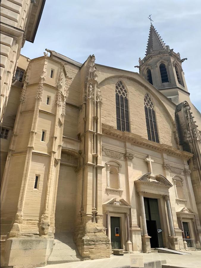 Gite Les Feuilles De Chene Carpentras Exterior photo