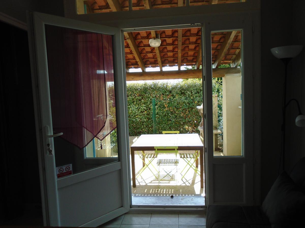 Gite Les Feuilles De Chene Carpentras Exterior photo